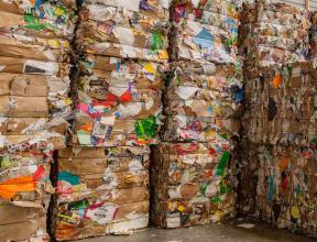 Bales of paper and cardboard ready for recycling. Séché Environnement.