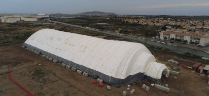 Tente gonflable sur le chantier de Frontignan. © Séché Environnement