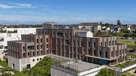 Le Chêne building in Laval (France). The new headquarters of the Séché Environnement group. © Séché Environnement