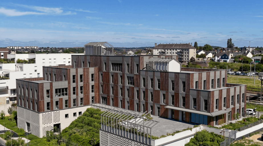 Le Chêne building in Laval (France). The new headquarters of the Séché Environnement group. © Séché Environnement